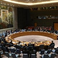 Guerre au Proche-Orient : la France se lance enfin aux côtés de l’Egypte et de la Jordanie dans une voie diplomatique sans parti pris Guerre au Proche-Orient : la France se lance enfin aux côtés de l’Egypte dans une voie diplomatique sans parti pris