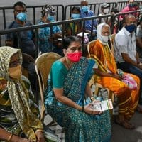 Le variant indien serait, selon l'OMS, plus contagieux et résisterait aux vaccins Le variant indien serait, selon l'OMS, plus contagieux et résisterait aux vaccins