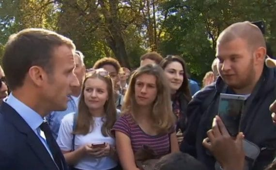 "Je traverse la rue je vous trouve un emploi" dixit Emmanuel MACRON