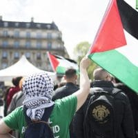 Mme Marine Le Pen (et d'autres) réduit la situation du Proche-Orient au seul mouvement du Hamas Mme Marine Le Pen (et d'autres) réduit la situation du Proche-Orient au seul mouvement du Hamas