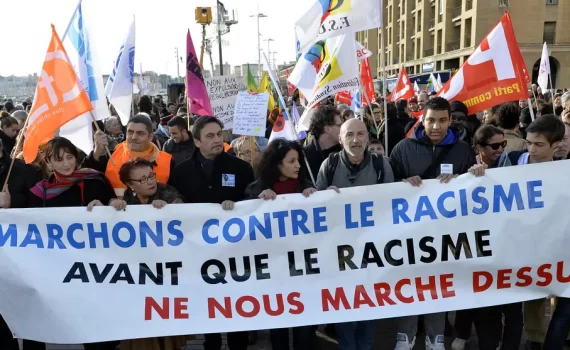 Les Français ne sont pas racistes, ils approuvent juste le raciste Zemmour