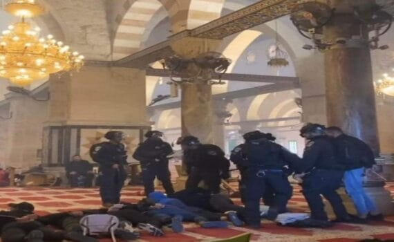 Al-Aqsa mosquée profanée par des sionistes diaboliques
