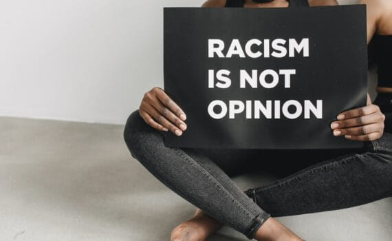 Racisme : brisons ses chaînes par l'unité et la compréhension