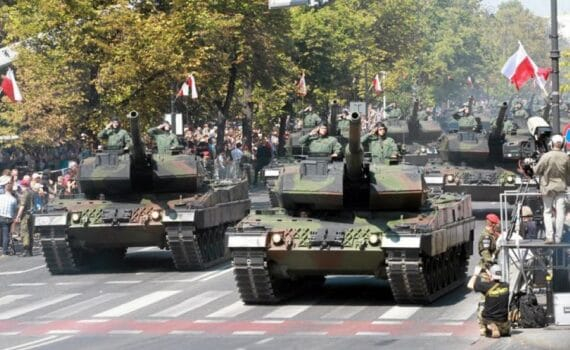 Washington Post: les soldats et les armes manquent quand l’ombre de Trump effraie l’Europe