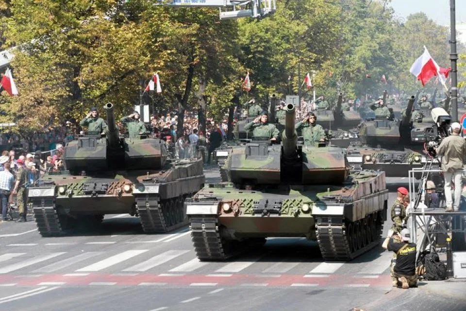 Washington Post: les soldats et les armes manquent quand l’ombre de Trump effraie l’Europe