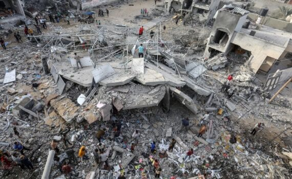 GAZA : L'Holocauste s'intensifie pour le 37ème jour consécutif