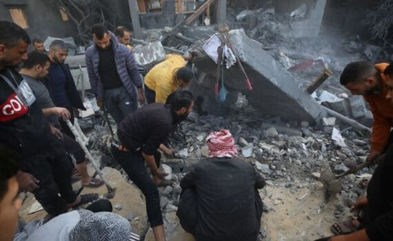 Des massacres sanglants et conditions humanitaires catastrophiques à Gaza