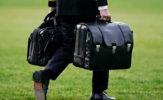 Hospitalisation du chef du Pentagone et le scandale de la mallette nucléaire