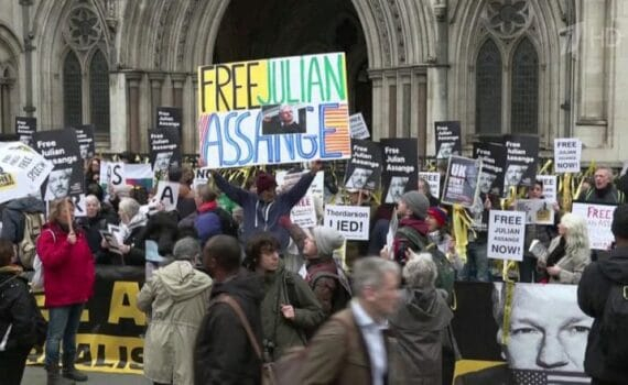 Berliner Zeitung: «Le procès contre le fondateur de Wikileaks est politique»