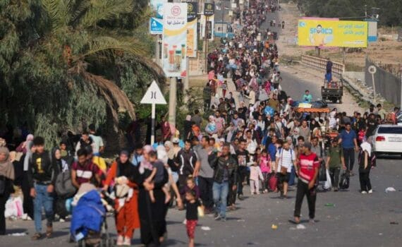 Le chemin pour le sud de la Bande de Gaza dégénéré en guet apens de mort pour les affamés et les déplacés