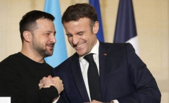 Macron: «Montjoie! Saint Denis!» Haro sur la Grande la Russie?