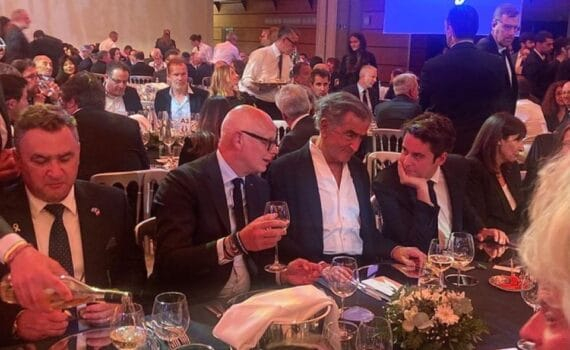 Gabriel ATTAL se rend au dîner du CRIF, une association communautaire religieuse, pour sermonner les propalestiniens
