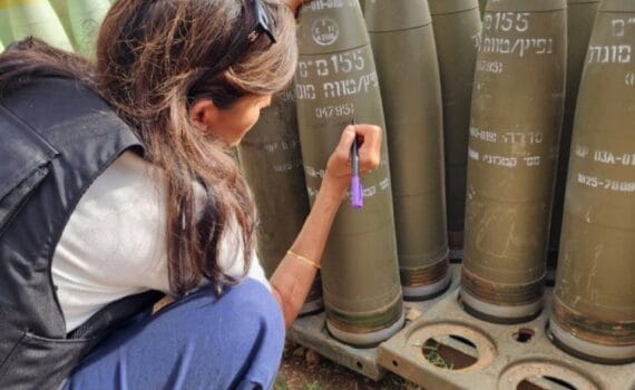 L’Amérique a toujours aimé Israël… Nikki Haley signe des missiles pour l’armée d’occupation