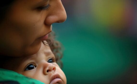 Panique à bord : les propagandistes sionistes envahissent les plateaux télés pour une tentative de sauvetage du navire « SionIsraël »