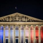 La Dissolution de l'Assemblée Nationale par Emmanuel Macron le 9 Juin 2024 : Analyse et Conséquences La Dissolution de l'Assemblée Nationale par Emmanuel Macron le 9 Juin 2024 : Analyse et Conséquences