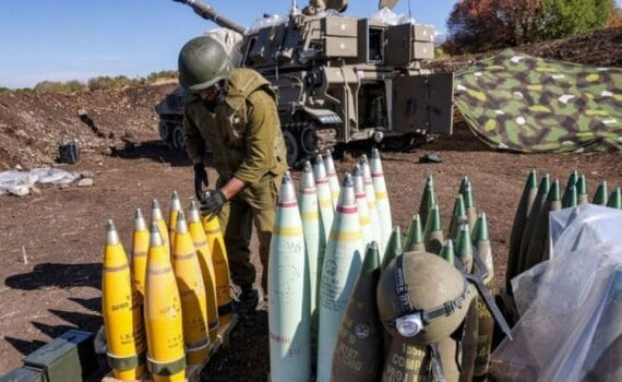Inde : d’éminentes personnalités indiennes exigent mettre fin aux livraisons d’armes à Israël