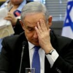 Manifestant sioniste : « Si Netanyahu ne démissionne pas, nous veillerons à ce qu’il soit tué. » Manifestant sioniste : « Si Netanyahu ne démissionne pas, nous veillerons à ce qu’il soit tué. »