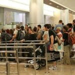 La grande émigration : Israël voit un nombre sans précédent de personnes quitter le pays La grande émigration : Israël voit un nombre sans précédent de personnes quitter le pays.