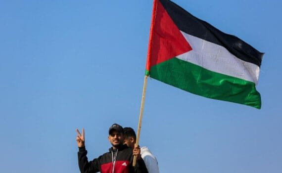 Des représentants américains : le projet de Trump visant à déplacer les citoyens de Gaza est illégal