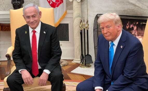 TRUMP et NETANYAHOU : Au nom de qui et au nom de quoi Trump fait la loi sur terre ?