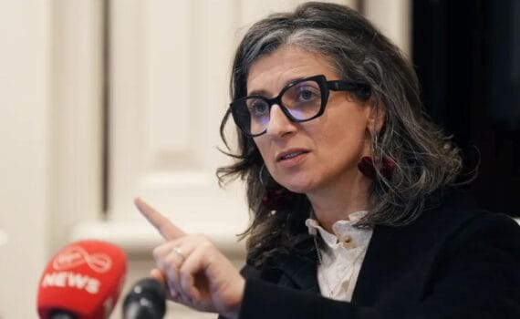 Francesca Albanese : la rapporteuse spéciale de l’ONU sur les territoires palestiniens répond au CRIF et aux députés français qui voulaient son éviction