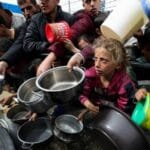 Les dirigeants de l'Irlande, de l'Espagne, de l'Islande du Luxembourg, de Malte, de la Norvège et de la Slovénie ont appelé Israël à cesser ses attaques contre Gaza et à autoriser l'entrée de l'aide humanitaire les dirigeants de l'Irlande, de l'Espagne, de l'Islande du Luxembourg, de Malte, de la Norvège et de la Slovénie ont appelé Israël à cesser ses attaques contre Gaza et à autoriser l'entrée de l'aide humanitaire