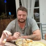 Christophe Belgembe : un ultra raciste déséquilibré habitant dans le VAR, à Puget-sur-Argens, et  sensible aux violents discours de l’extrême-droite française Christophe Belgembe : un ultra raciste déséquilibré habitant dans le VAR, à Puget-sur-Argens, et sensible aux violents discours de l’extrême-droite française