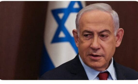 Emmanuel Macron veut respecter le droit international, résultat : Netanyahou l’accuse d’attiser l’antisémitisme