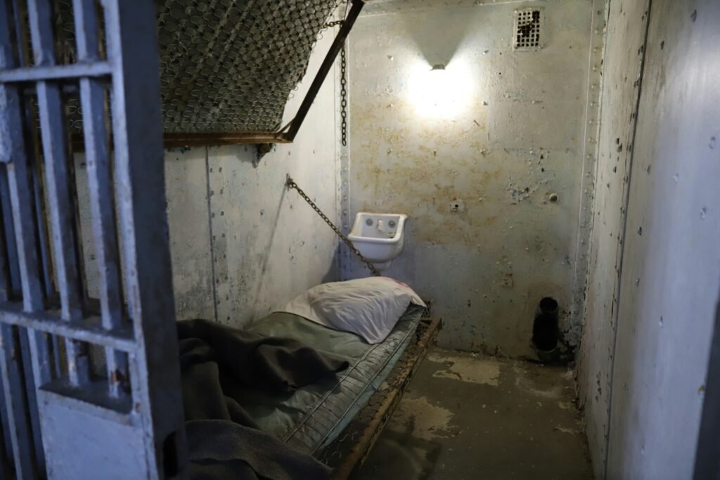 La barbarie et l’inhumanité au service des prisonniers et otages palestiniens : témoignages de souffrance et de résilience
