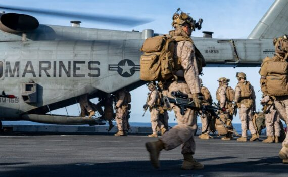 Yéménites : association des Marines des États-Unis affichant plus d’humilité que Donald Trump et toute son administration