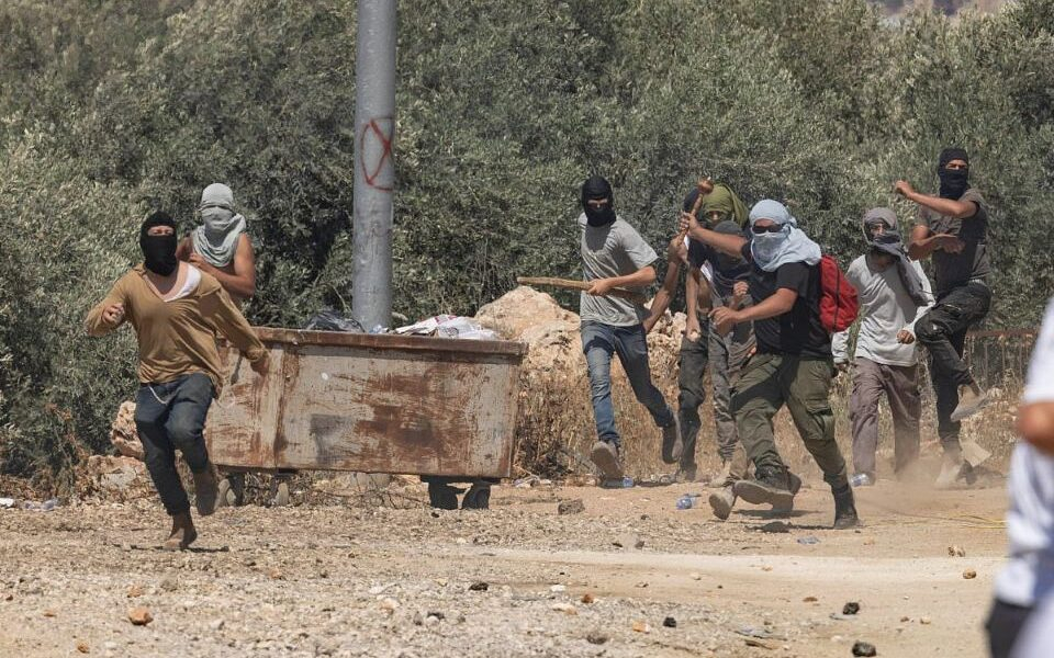 Les crimes des colons s'intensifient en Cisjordanie : l'inertie de l'Autorité et du régime sioniste face à la violence