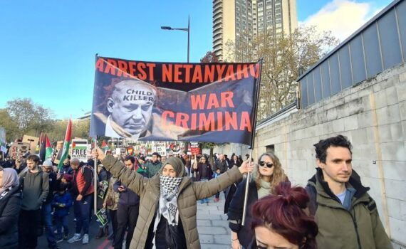 Ehud Barak appelle à la désobéissance civile contre le gouvernement de Netanyahu.