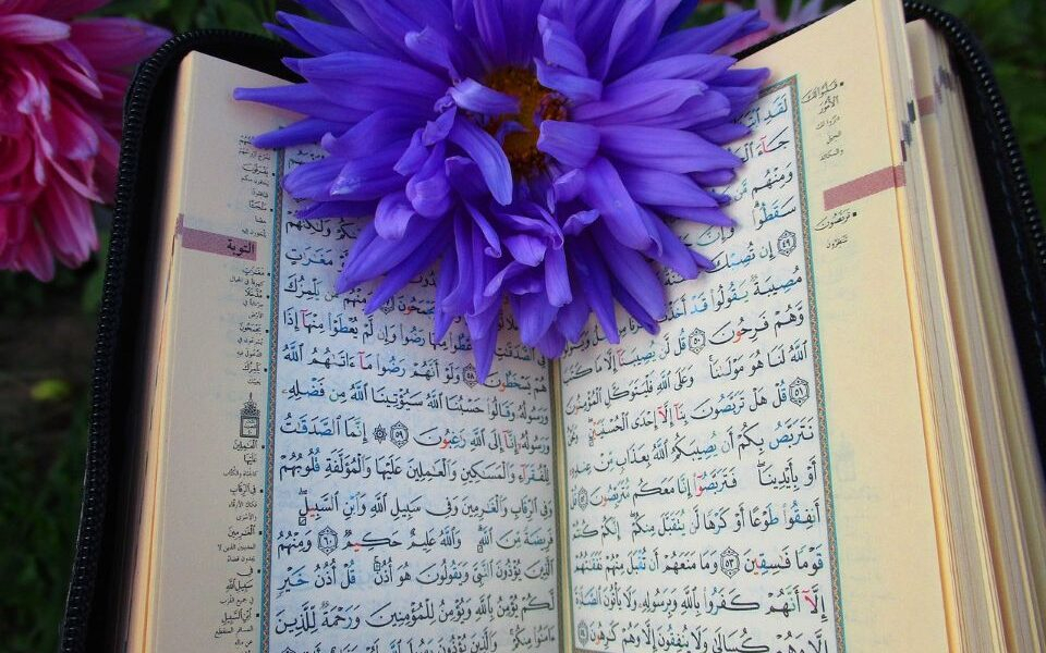 Le prophète Moïse et le destin des Hébreux : réflexions sur la foi et la répétition de l'histoire