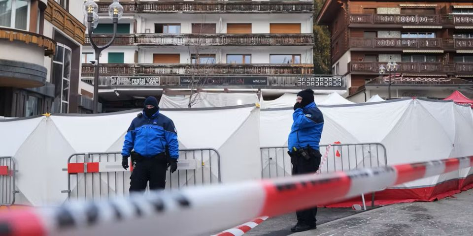 Crans-Montana : un dramatique incendie au cours de cette nuit de nouvel an marquée par la douleur et la tragédie