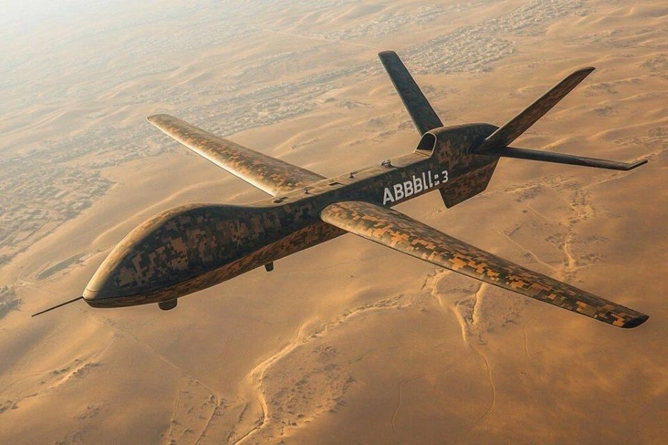 LA MARINE AMÉRICAINE SOUS SURVEILLANCE : ce drone iranien (Ababil-3) voit tous les mouvements