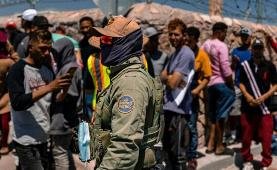 Arno Klarsfeld et les rafles : une controverse sur l'obligation de quitter le territoire français