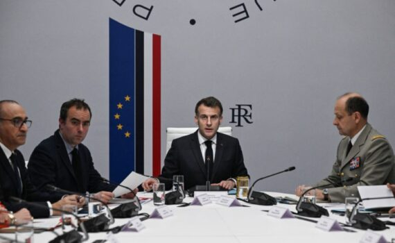 Emmanuel Macron : la double attaque contre l'Iran et la communauté musulmane en France