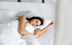 Pourquoi le sommeil est-il essentiel et réparateur pour le corps humain ?