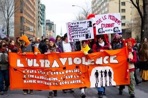 Les grèves dans les lycées continuent avec des revendications au centre du discours public